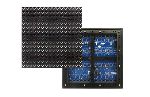  - The difference between a SMD LED display and a DIP LED display